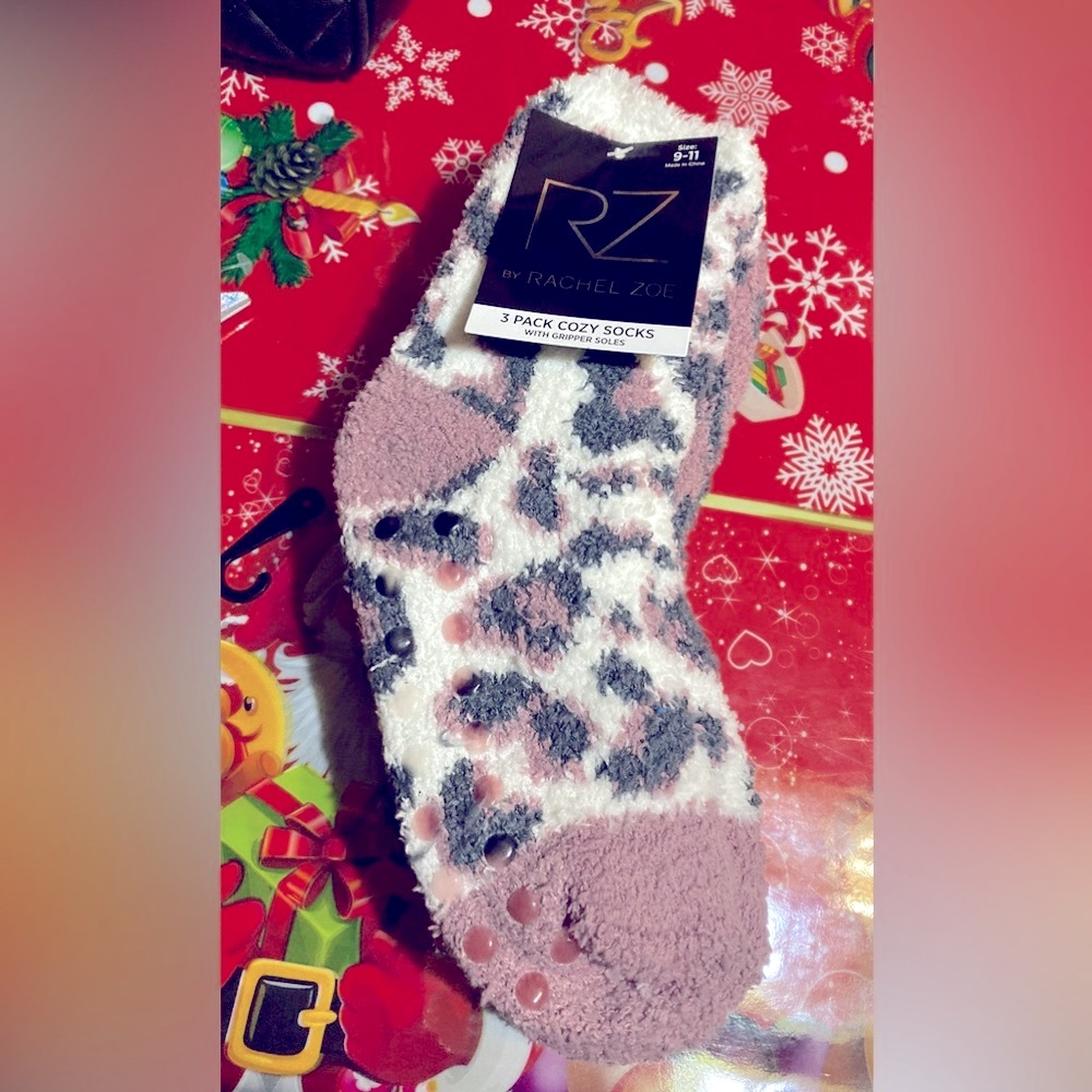 RACHEL ZOE COZY CHEETAH SOCKS 9-11
